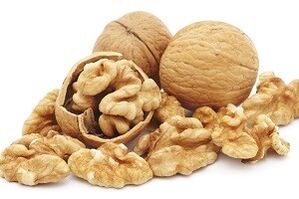 Walnuts to remove parasites from the body